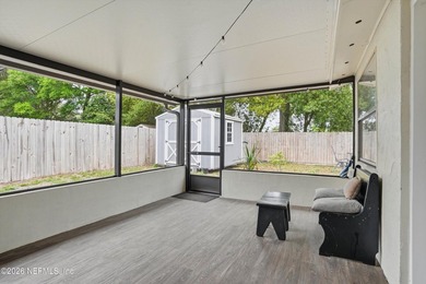 This 3-bedroom, 2-bath home with 1 car garage sits on a huge - photo 14