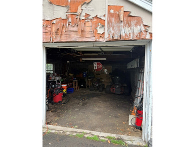 CALLING ALL INVESTORS! Amazing opportunity to add a turnkey - photo 25