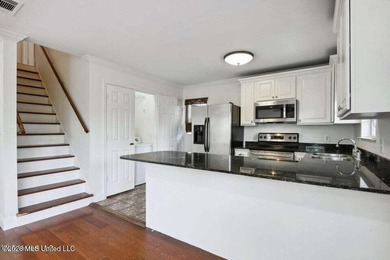 Great 4 bedroom 1800 sq. ft. waterfront house close to the - photo 4