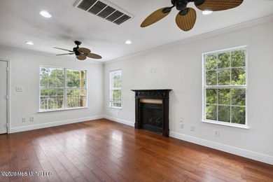 Great 4 bedroom 1800 sq. ft. waterfront house close to the - photo 5