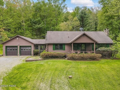 Lake Home For Sale in Starlight, Pennsylvania