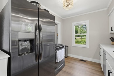 Looking for a home that's been updated and is ready for its next - photo 14