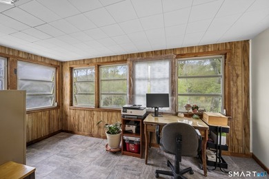 Waterfront escape on the Yantic River. This beautifully updated - photo 17