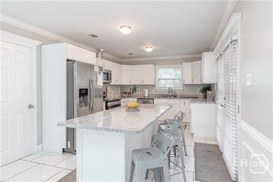 Almost 3000 Square feet in the heart of Savannah! This home is - photo 7
