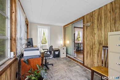 Waterfront escape on the Yantic River. This beautifully updated - photo 18
