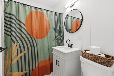 Looking for a home that's been updated and is ready for its next - photo 21