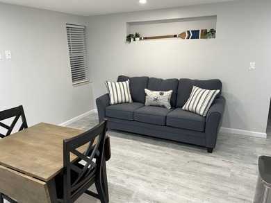 Additional listing photo 2