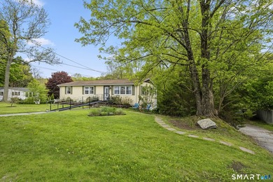 Waterfront escape on the Yantic River. This beautifully updated - photo 31
