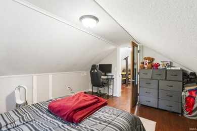 Looking for a home that's been updated and is ready for its next - photo 33