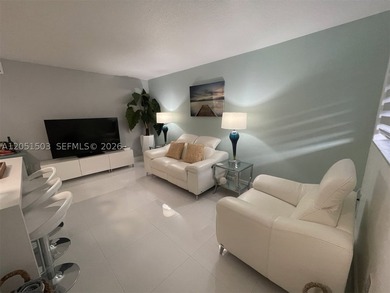 Beautifully renovated 1-bedroom, 1-bath residence in South of - photo 3