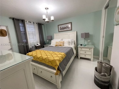 Beautifully renovated 1-bedroom, 1-bath residence in South of - photo 4