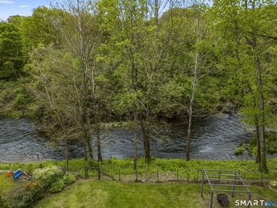 Waterfront escape on the Yantic River. This beautifully updated - photo 38