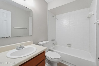 Seller will replace the roof w/ an acceptable offer. Move-in - photo 10