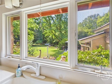 Welcome to 1800 Simonton Bridge Road, a truly rare offering - photo 10