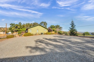 Looking for a gorgeous lake view home base in a quiet country - photo 11