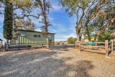 Looking for a gorgeous lake view home base in a quiet country - photo 12