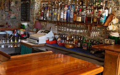 Long established restaurant/bar located at Sugar Beach Resort - photo 14