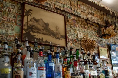 Long established restaurant/bar located at Sugar Beach Resort - photo 19
