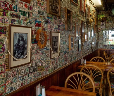 Long established restaurant/bar located at Sugar Beach Resort - photo 21