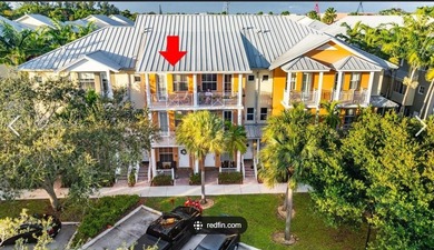 Bright and spacious 2BD + den, 2.5BA townhome in Fort - photo 1