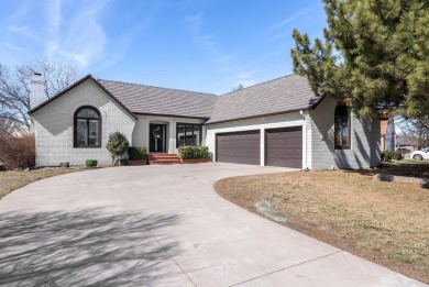 Lake Home Sale Pending in Wichita, Kansas