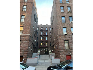 Great opportunity for investors with this 55 unit mixed use - photo 5
