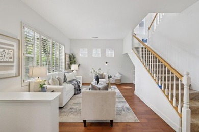 Experience luxury and versatility in this stunning Shapell-built - photo 6