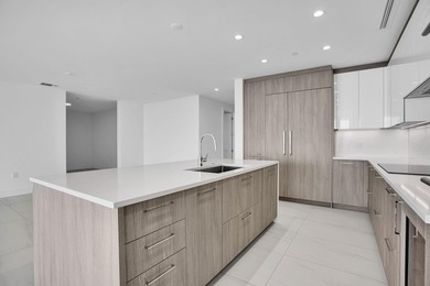 Azure 2501S at Selene, Fort Lauderdale Beach's newest and - photo 14