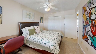Beautiful Lake views. Nicely appointed rare 3 full Bathrooms, 2 - photo 30