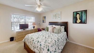 Beautiful Lake views. Nicely appointed rare 3 full Bathrooms, 2 - photo 31