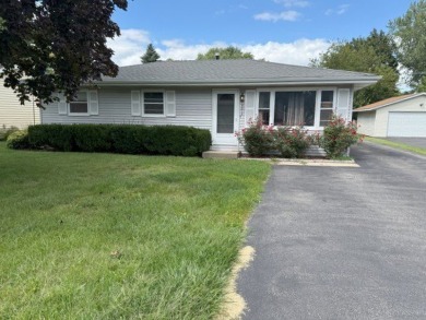 Lake Home For Sale in Mchenry, Illinois