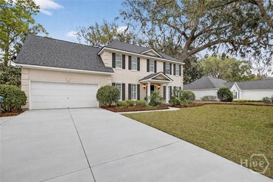 Welcome home to this beautiful 4 bed, 2.5 bath residence - photo 3
