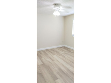 Step into this beautifully renovated 2-bedroom,2-master suite - photo 10