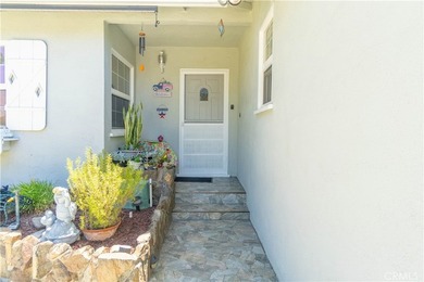 MUST SEE! SINGLE-STORY TURNKEY SANTA ANA HOME! POSSIBLE ADU - photo 7
