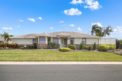 Lake Home For Sale in Tavares, Florida