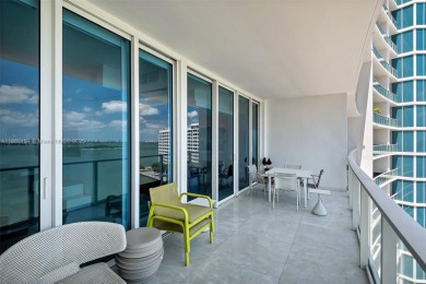 SPECTACULAR UNIT WITH DIRECT BAY VIEWS OF BISCAYNE BAY. 2 BED, 2