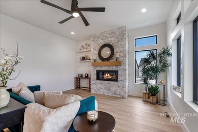 Luxury, location and privacy! Located in Twin Falls newest - photo 27