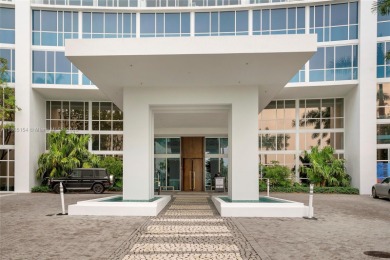 SPECTACULAR UNIT WITH DIRECT BAY VIEWS OF BISCAYNE BAY. 2 BED, 2