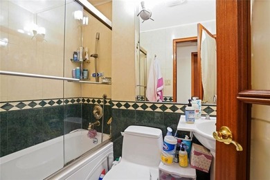 AN EXCEPTIONAL OPPORTUNITY TO OWN A 3-FAMILY BRICK RESIDENCE - photo 31