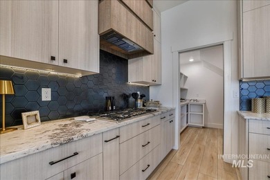 Luxury, location and privacy! Located in Twin Falls newest - photo 35