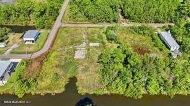 Waterfront Opportunity! If you've been searching for a large - photo 8