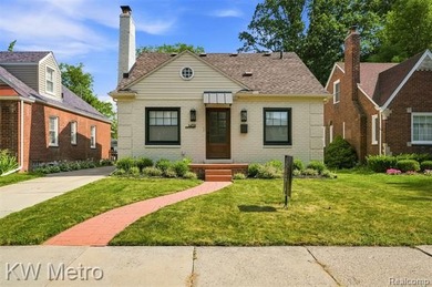 Welcome home to this stunning, completely updated all-brick - photo 4