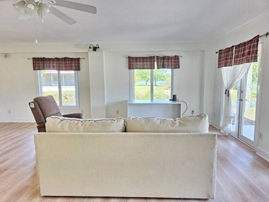 LAKEPORT - WATERFRONT ON BOTH SIDES! Discover this stunning and - photo 15