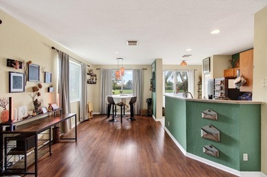 Beautifully maintained 3-bedroom, 2.5-bath townhome with a 1-car - photo 15