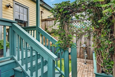 Stunning design defines this true jewel box cottage, where every - photo 27