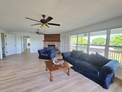 LAKEPORT - WATERFRONT ON BOTH SIDES! Discover this stunning and - photo 35