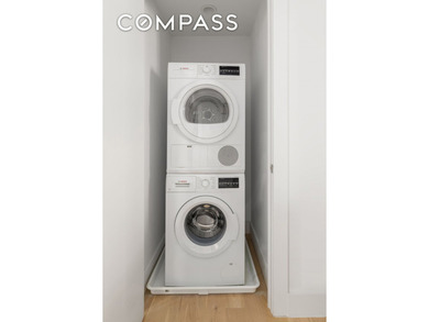 Crown Heights First full-service Condominium. Residence 5R is a - photo 6
