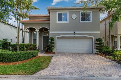 (private lake, pond, coastal) Home For Sale in Riviera Beach Florida