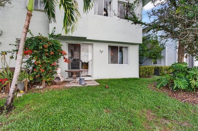 Beautifully maintained 3-bedroom, 2.5-bath townhome with a 1-car - photo 55
