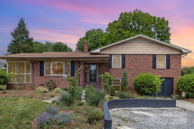 Lake Norman Home For Sale in Mooresville North Carolina